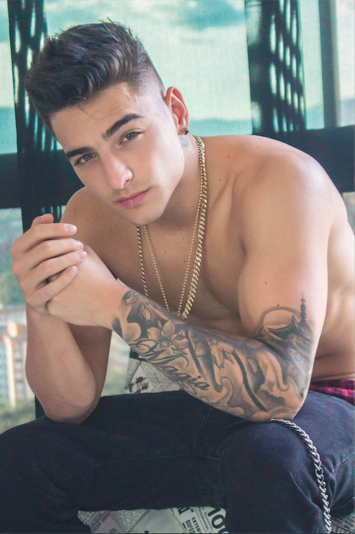 Maluma Le Envio Una Indirecta A Belinda E Online Latino Mx